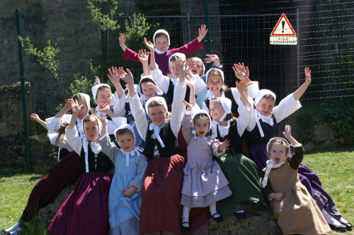 Enfants lors du Festival 'place aux Garçailles'